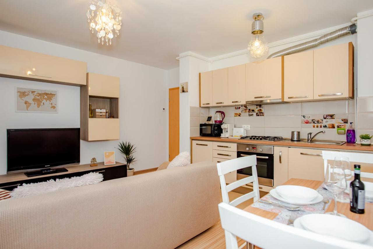 Lilibeth Apartments Брашов Екстериор снимка