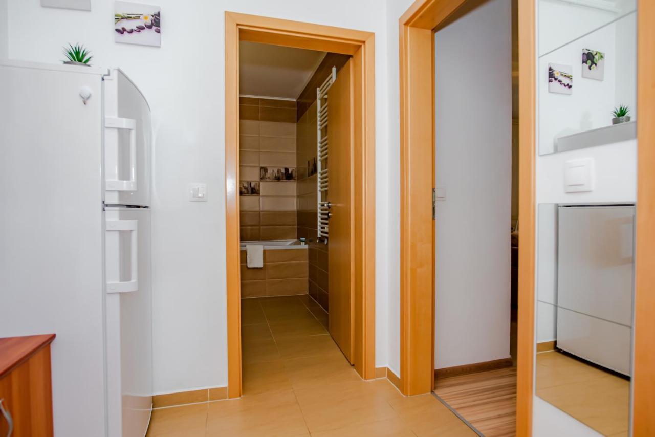 Lilibeth Apartments Брашов Екстериор снимка